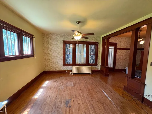 $149,000 | 201 3rd Street Southeast, Renville, MN 56284