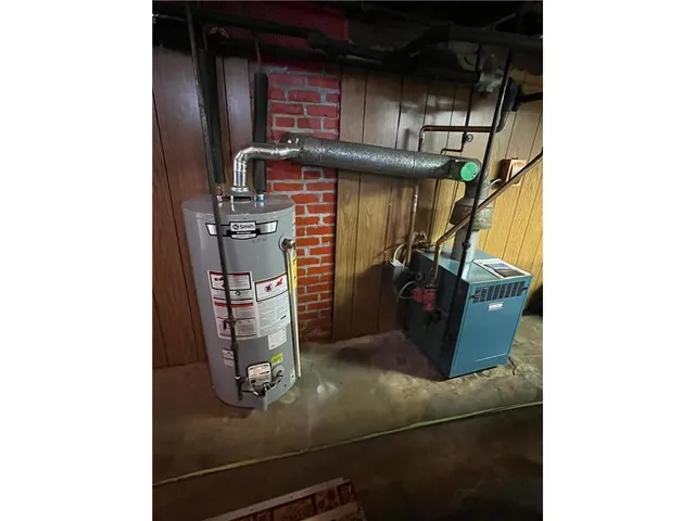 $149,000 | 201 3rd Street Southeast, Renville, MN 56284