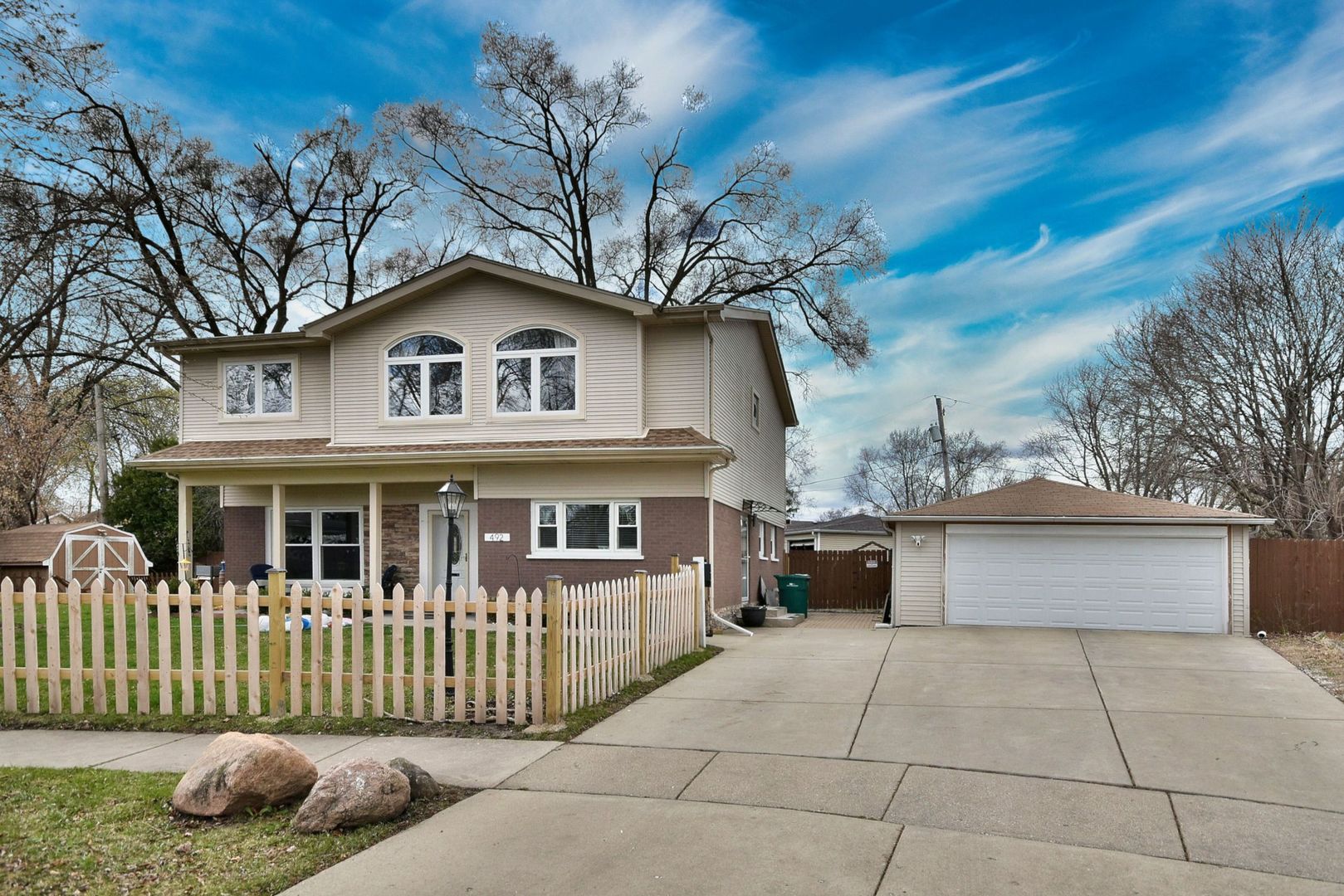 492 Bernice Court Wheeling, IL 60090 - Photo 2 of 39