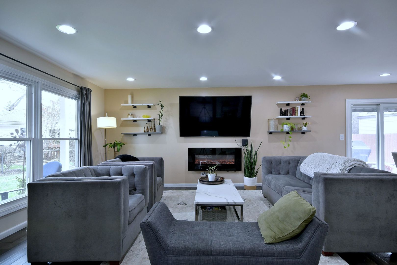 492 Bernice Court Wheeling, IL 60090 - Photo 8 of 39