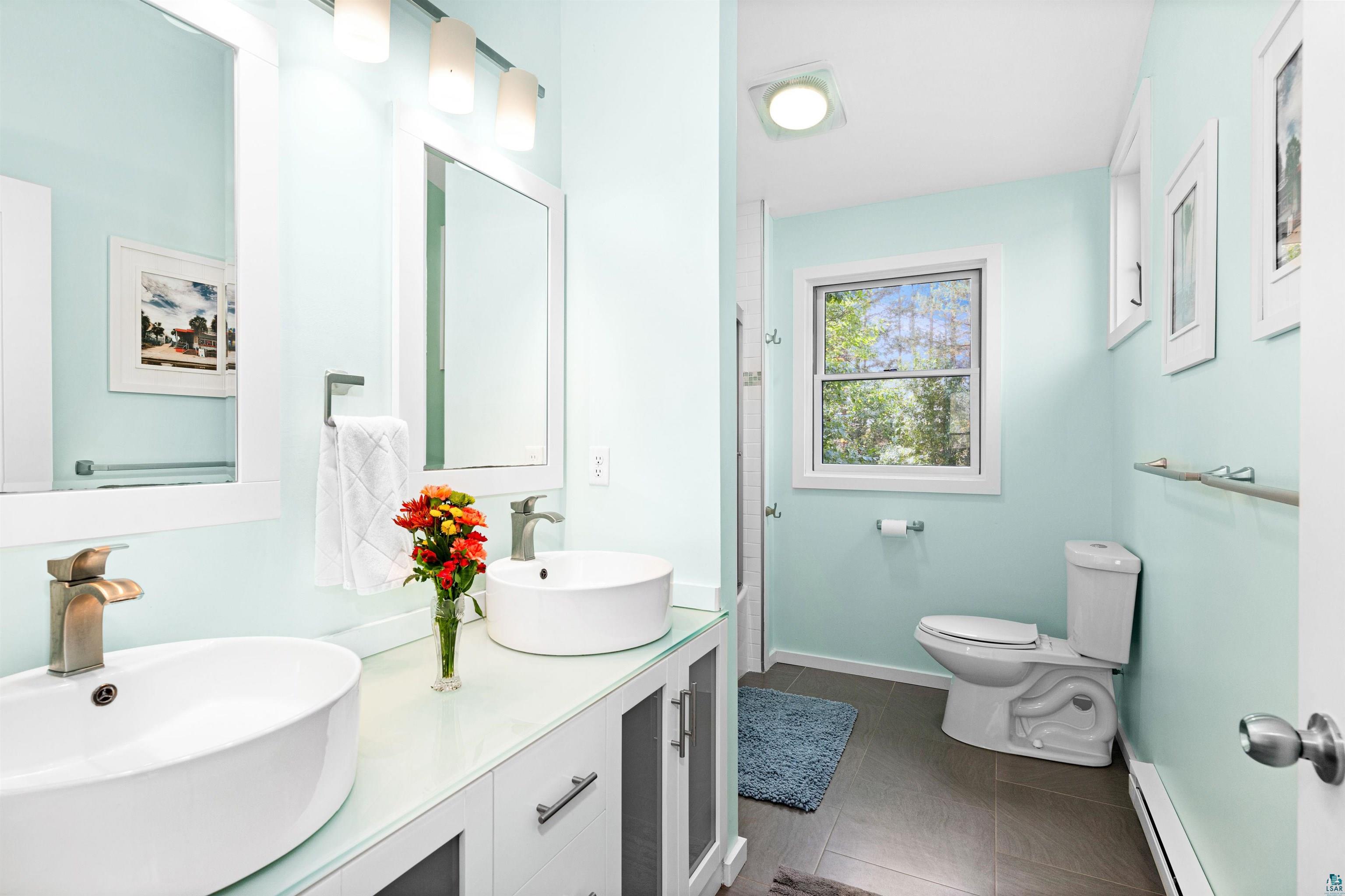 5191 Morris Thomas Road Hermantown, MN 55810 - Photo 20 of 33 2nd Floor Bathroom