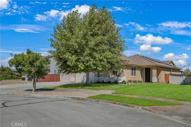 $488,000 | 13864 Grant Way, Oak Hills, CA 92344