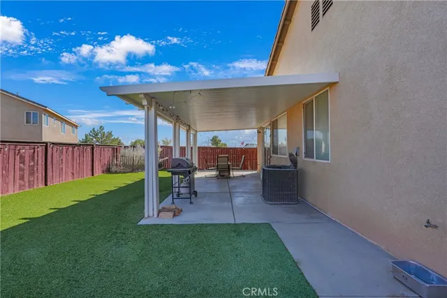 $478,000 | 13864 Grant Way, Oak Hills, CA 92344