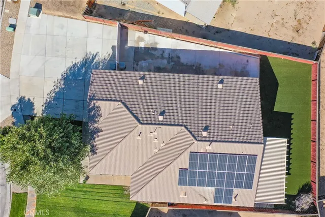 $478,000 | 13864 Grant Way, Oak Hills, CA 92344