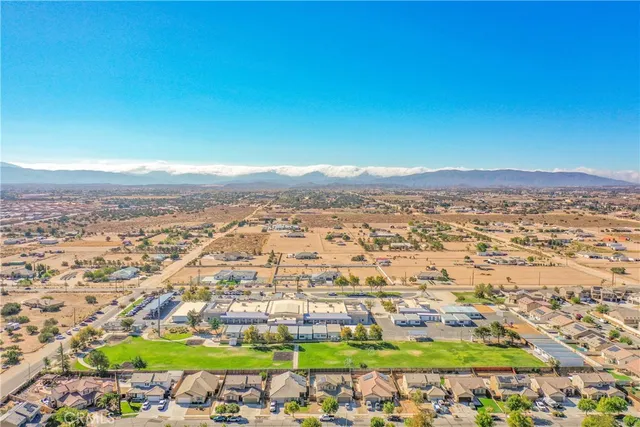 $478,000 | 13864 Grant Way, Oak Hills, CA 92344