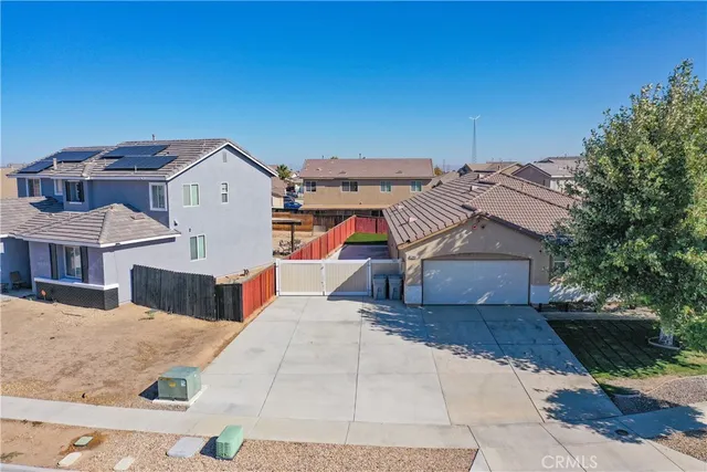 $478,000 | 13864 Grant Way, Oak Hills, CA 92344