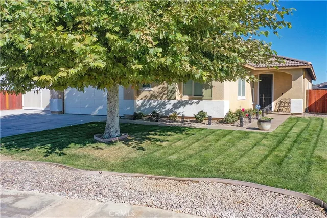 $478,000 | 13864 Grant Way, Oak Hills, CA 92344