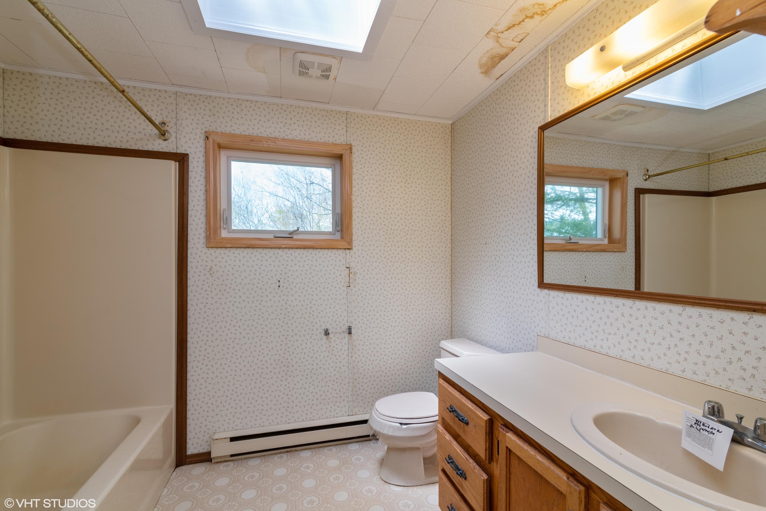 337 Birch Point Road Wiscasset, ME 04578 - Photo 13 of 23 13_337BIRCHPTRD_2013_HiRes
