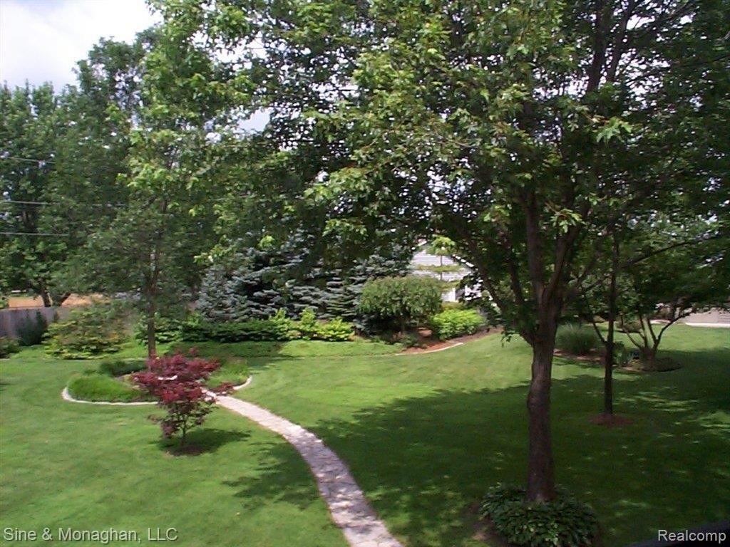 1610 River Road St. Clair, MI 48079 - Photo 24 of 25 24 Yard4 1610 River Rd..jpg