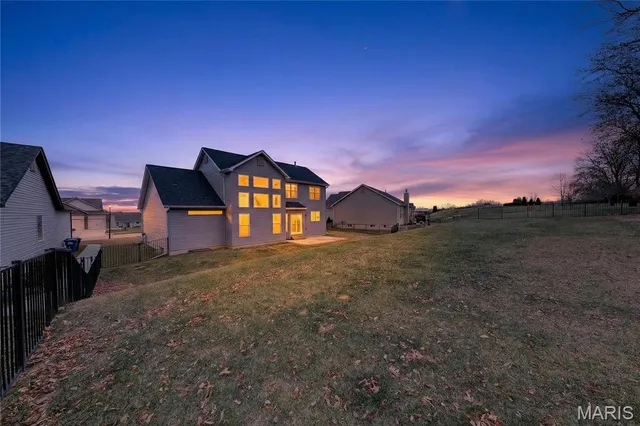 $489,900 | 732 Lost Canyon Boulevard, Wentzville, MO 63385