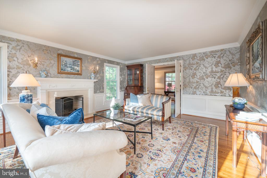 801 Avonwood Drive Wayne, PA 19087 - Photo 5 of 35