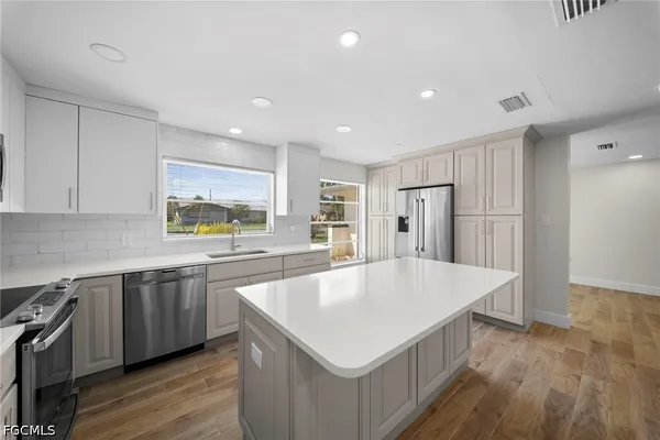 $1,750 | 1039 El Mar Avenue, Fort Myers, FL 33919