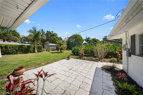 $1,750 | 1039 El Mar Avenue, Fort Myers, FL 33919