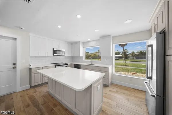 $1,750 | 1039 El Mar Avenue, Fort Myers, FL 33919