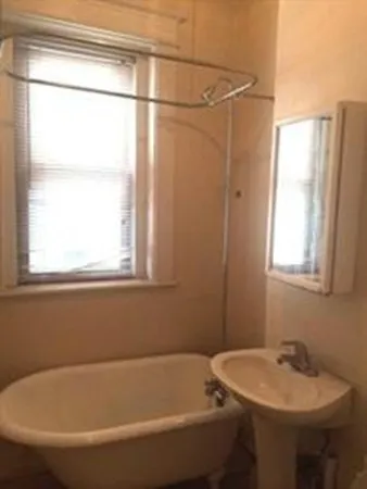 $1,950 | 1665 Commonwealth Avenue, Unit 2, Boston, MA 02135