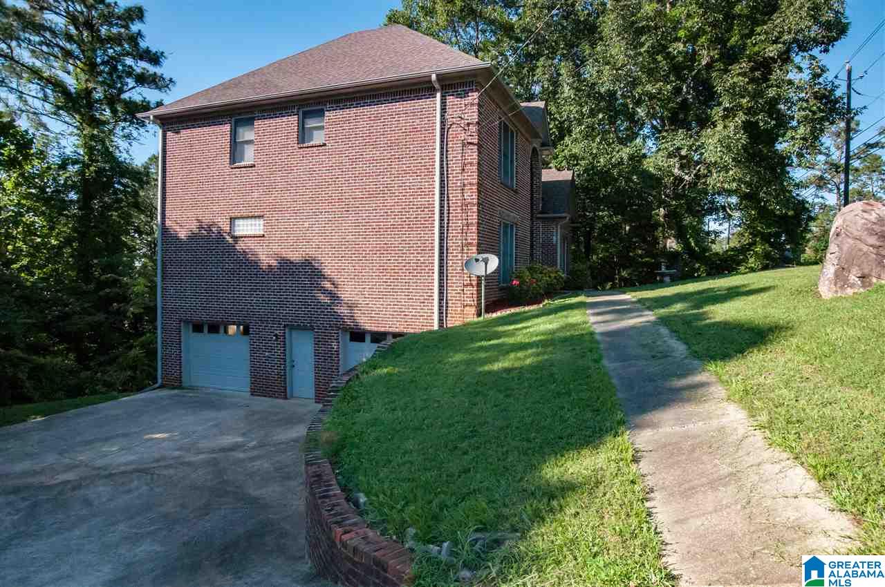 3962 South Shades Crest Road Birmingham, AL 35244 - Photo 5 of 49