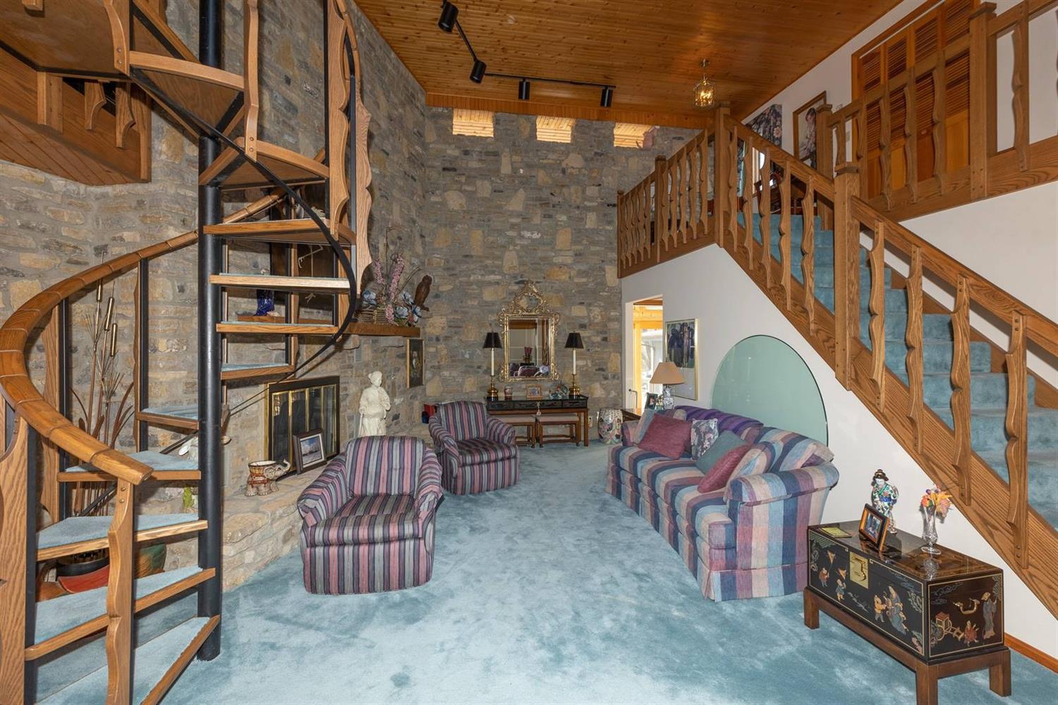 20114 Hickory Road Batesville, IN 47006 - Photo 5 of 36 Gallery Image 5