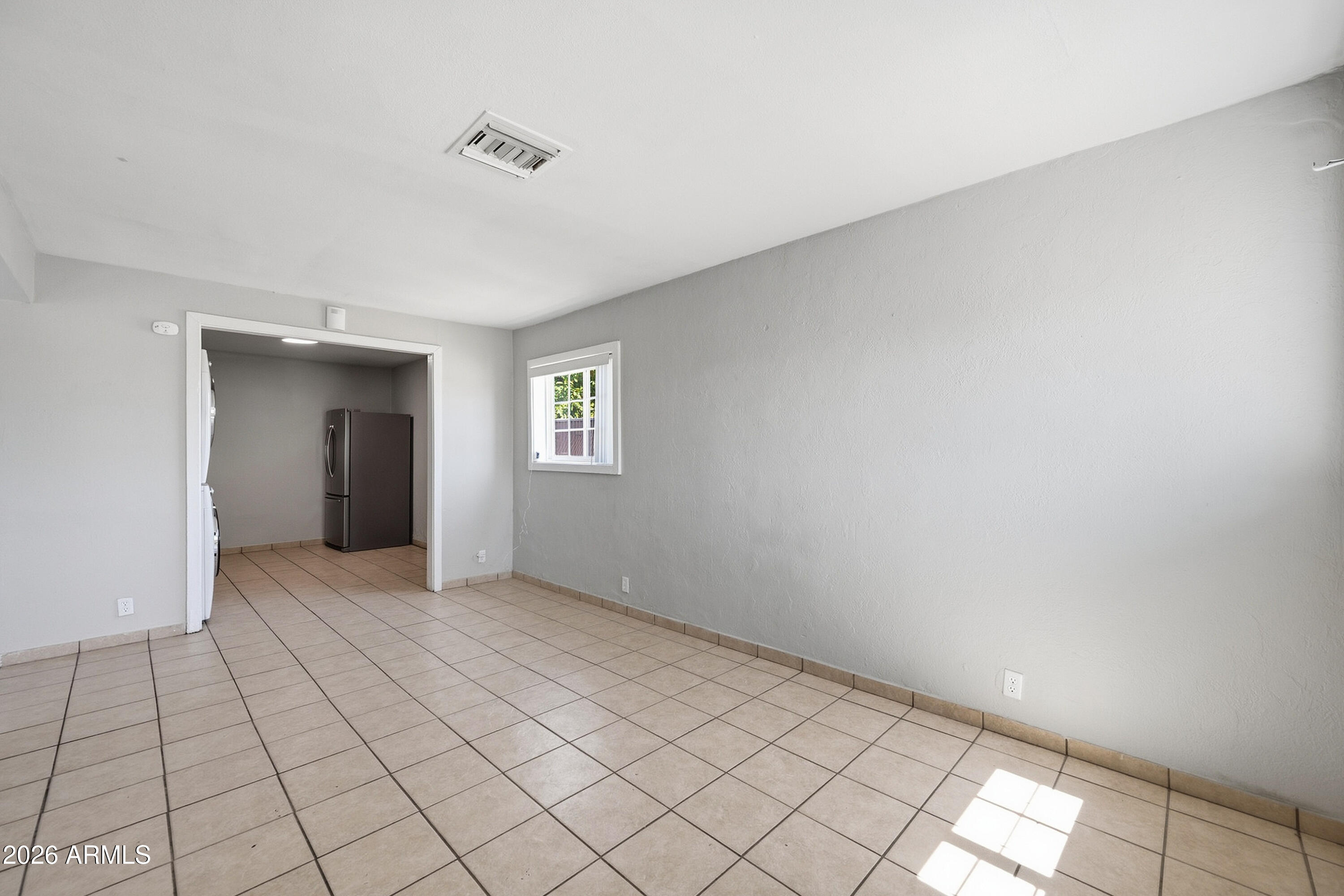 5206 West Ocotillo Road, Unit A Glendale, AZ 85301 - Photo 4 of 14 4-5306WORA-ocupix-