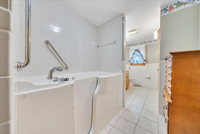 $489,000 | 290 Patricia Lane Southeast, Christiansburg, VA 24073