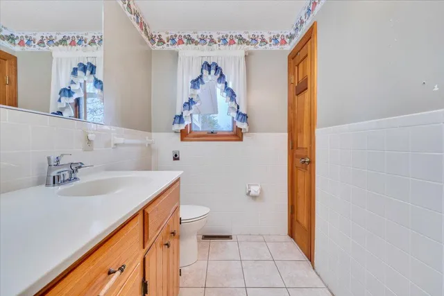 $489,000 | 290 Patricia Lane Southeast, Christiansburg, VA 24073