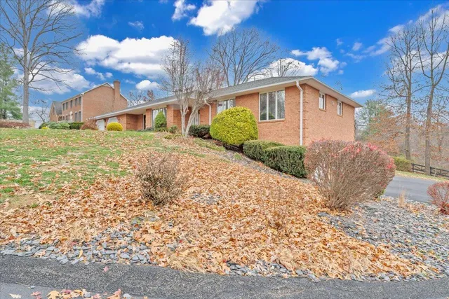 $489,000 | 290 Patricia Lane Southeast, Christiansburg, VA 24073