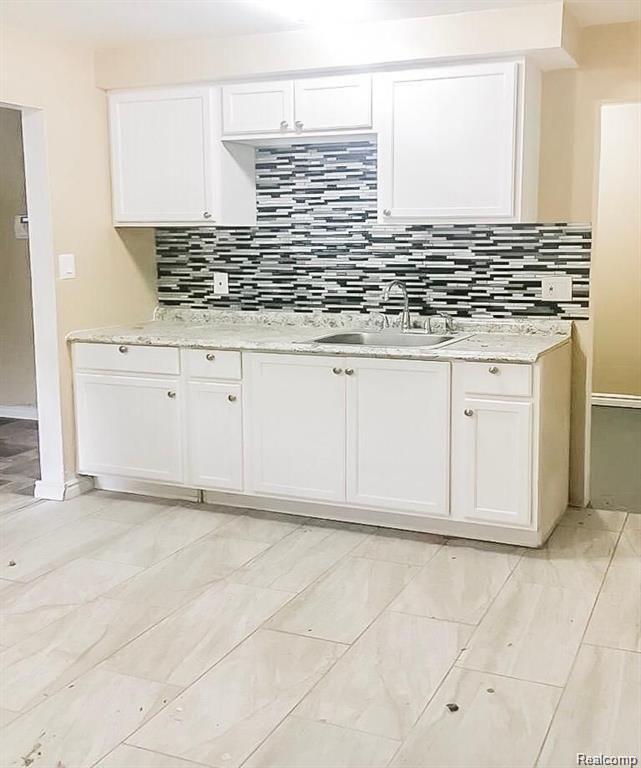 8090 Robson Street Detroit, MI 48228 - Photo 4 of 11