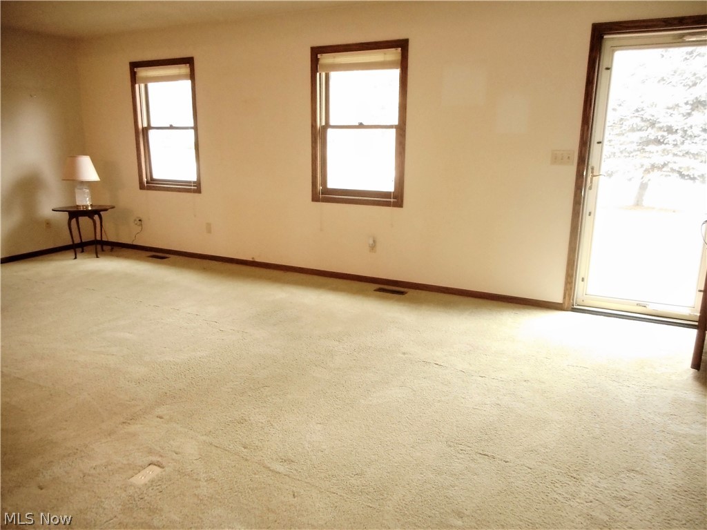 2532 Graham Road Stow, OH 44224 - Photo 6 of 24 Another view of the Living Room