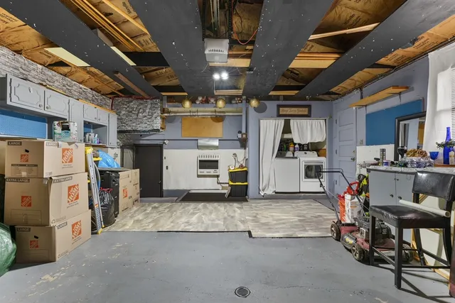 a view of a storage & utility room