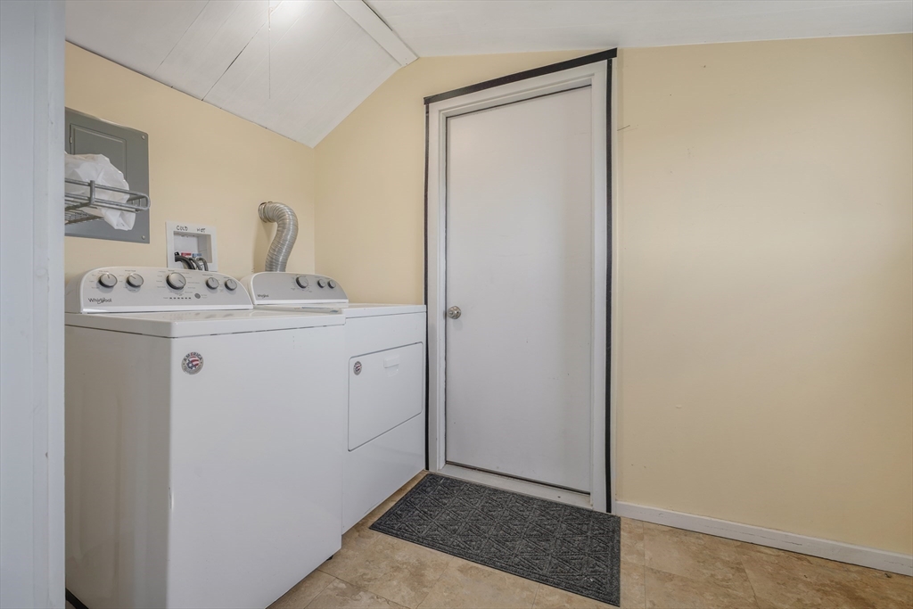 7 Shawmut Street Fairhaven, MA 02719 - Photo 17 of 39 a utility room with dryer and washer