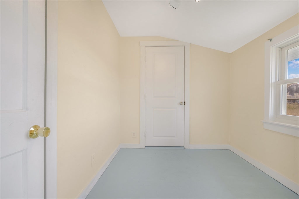 7 Shawmut Street Fairhaven, MA 02719 - Photo 19 of 39 a view of small space