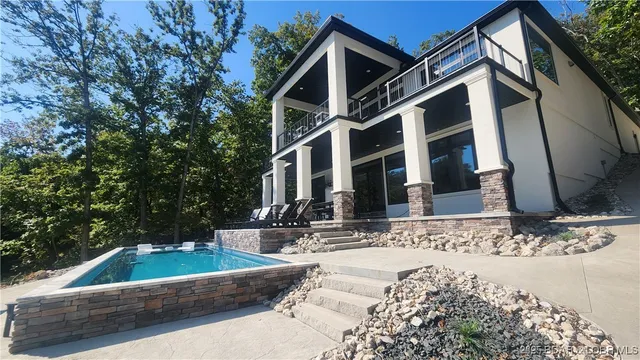 $2,595,000 | 280 Oak Drive, Sunrise Beach, MO 65079