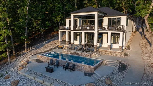 $2,595,000 | 280 Oak Drive, Sunrise Beach, MO 65079