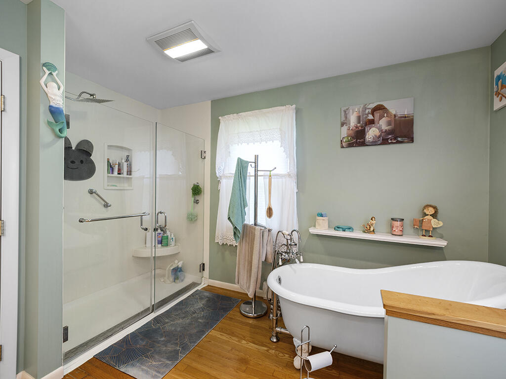 176 Garland Road Winslow, ME 04901 - Photo 12 of 25 Walk in shower