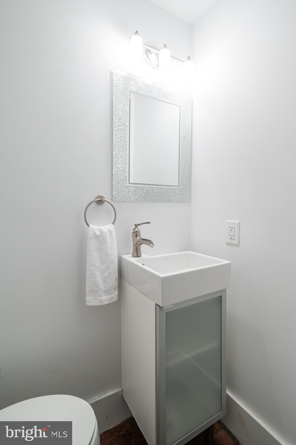 126 North 3rd Street, Unit 1 Philadelphia, PA 19106 - Photo 16 of 18