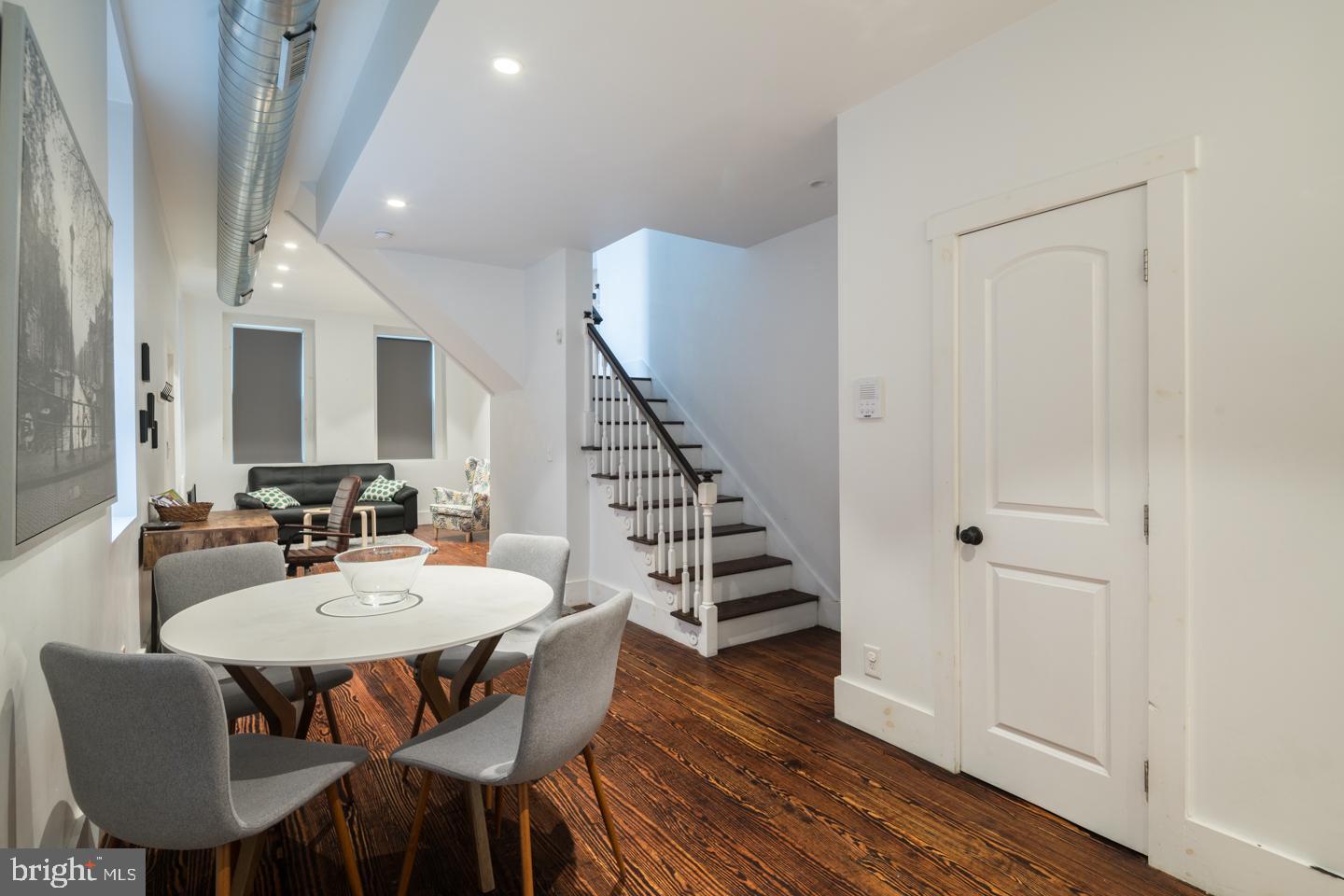 126 North 3rd Street, Unit 1 Philadelphia, PA 19106 - Photo 2 of 18