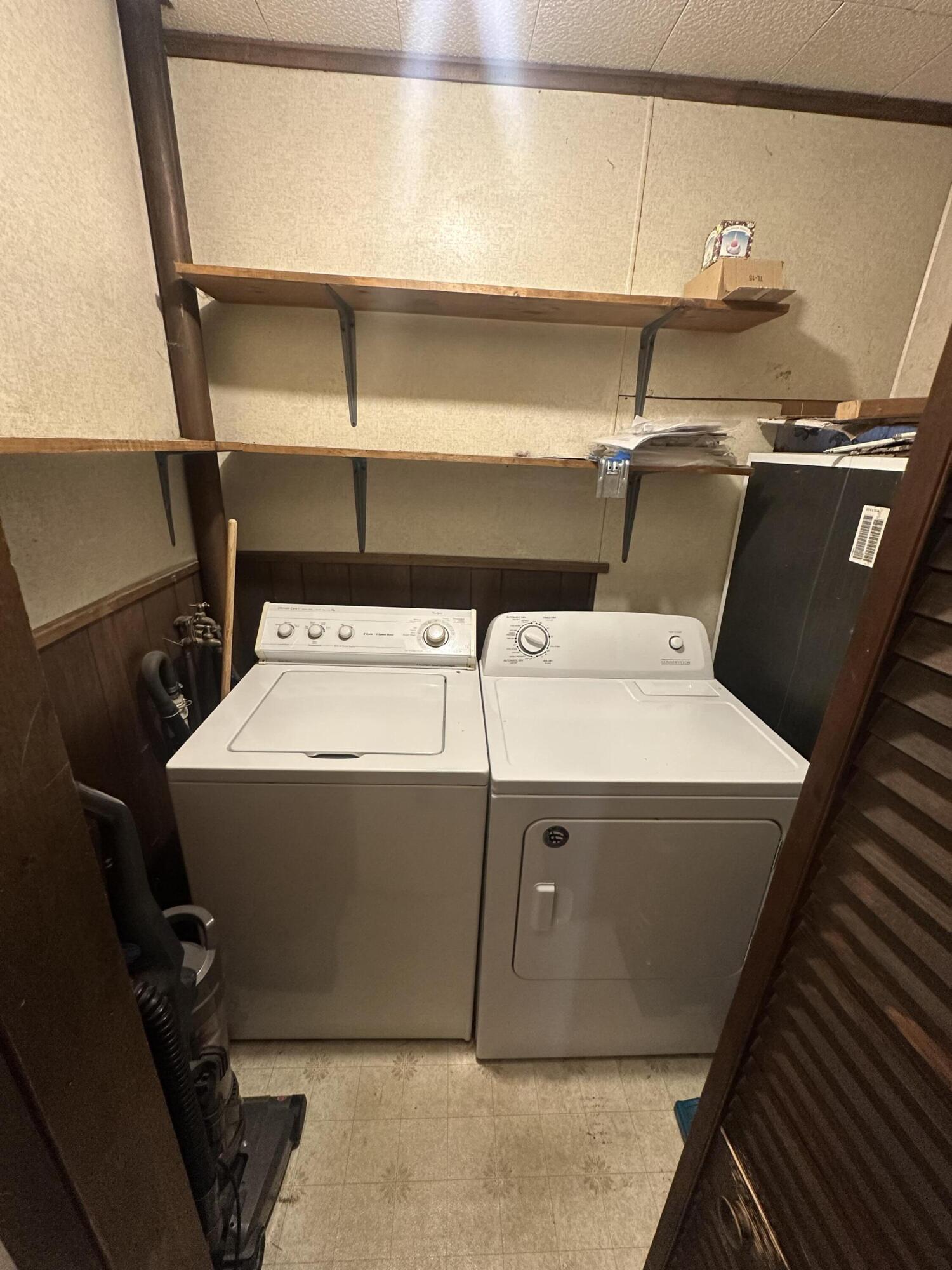 86 Ohio Street Millinocket, ME 04462 - Photo 11 of 25 B3969E4B-C402-4F51-BA1C-8D29469CA47B