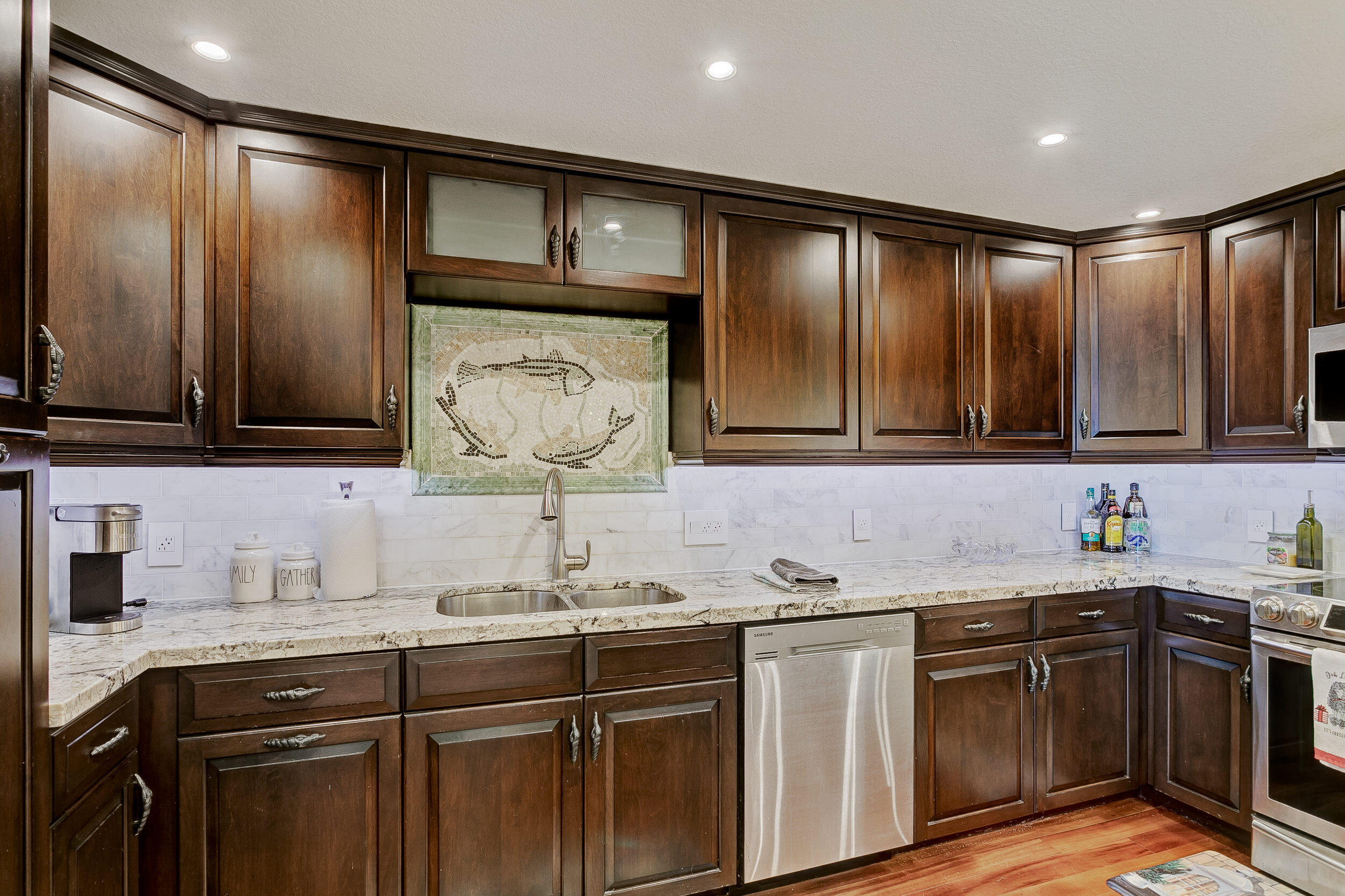 5420 North Ocean Drive, Unit 801 Riviera Beach, FL 33404 - Photo 18 of 57 5420 N Ocean 801