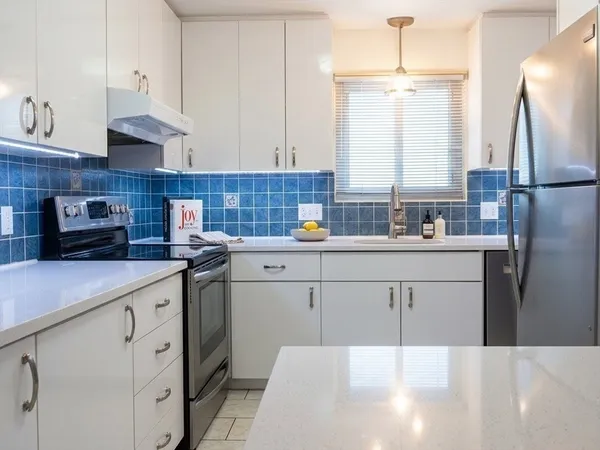 $5,300 | 23 Williams Street, Unit 23, Brookline, MA 02446