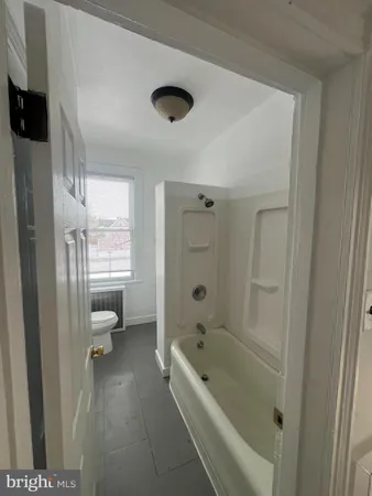 $1,645 | 1013 Lafayette Avenue, Unit 2, Prospect Park, PA 19076