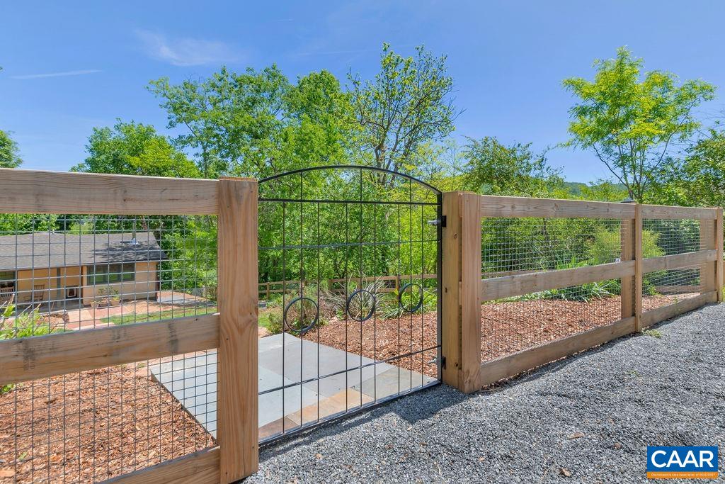 1506 Monticello Road Charlottesville, VA 22902 - Photo 53 of 58 Gallery Image 53