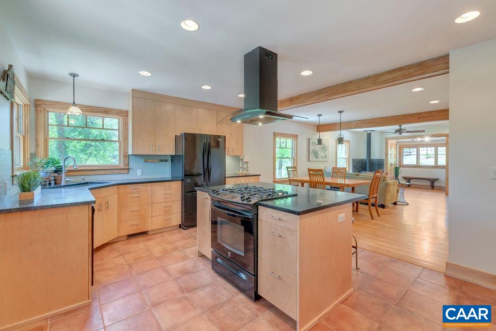 1506 Monticello Road Charlottesville, VA 22902 - Photo 10 of 58 Gallery Image 10
