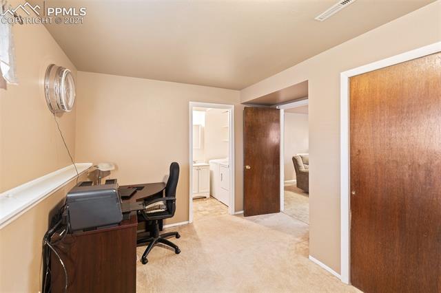 4629 Ridgeglen Road Colorado Springs, CO 80918 - Photo 18 of 26