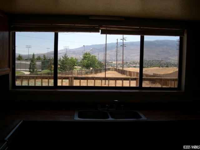 2790 Columbus Way Reno, NV 89503 - Photo 3 of 6 Photo 3
