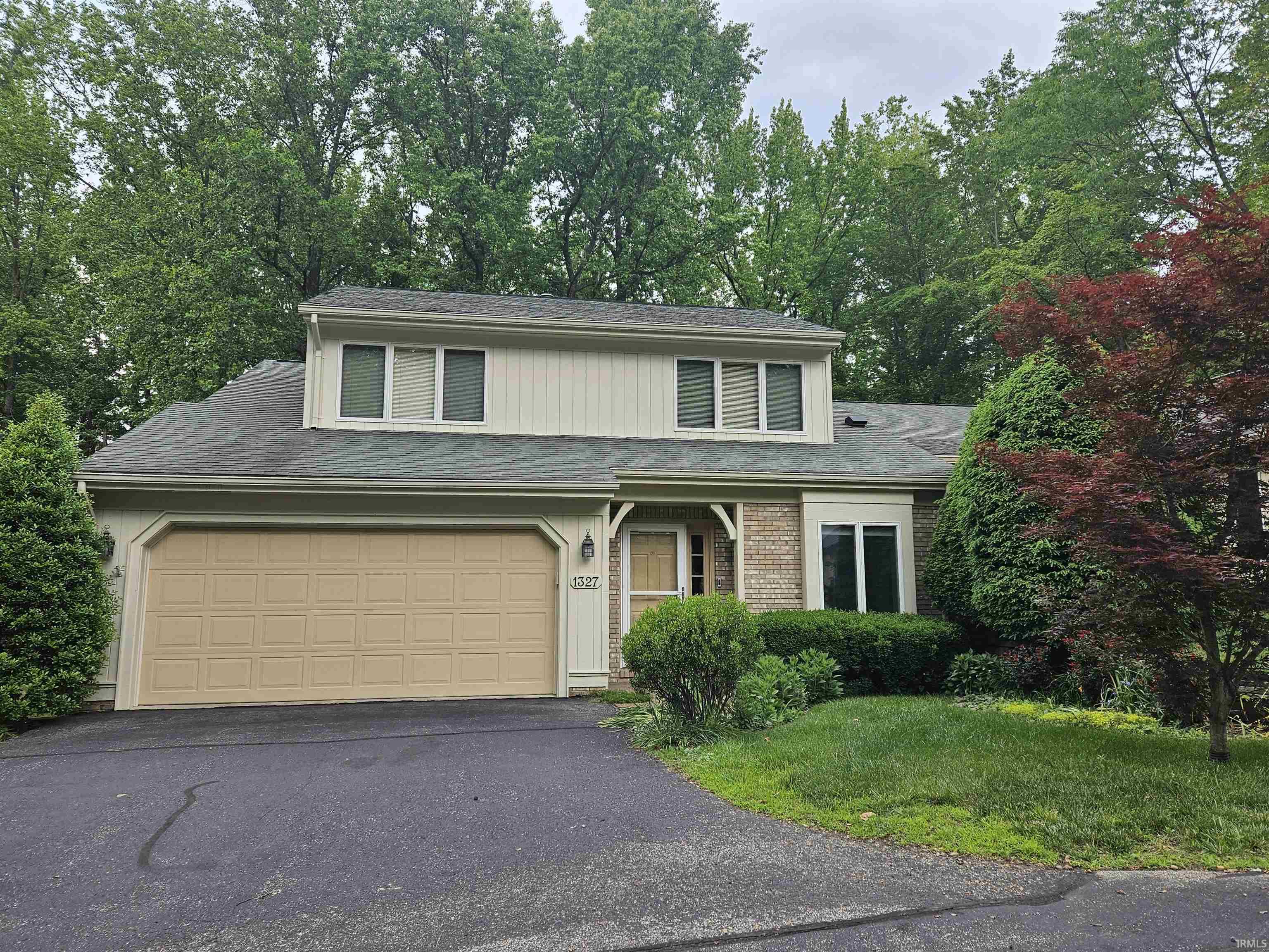 1327 Timberlake Road Evansville, IN 47710 - Photo 1 of 36 Gallery Image 1