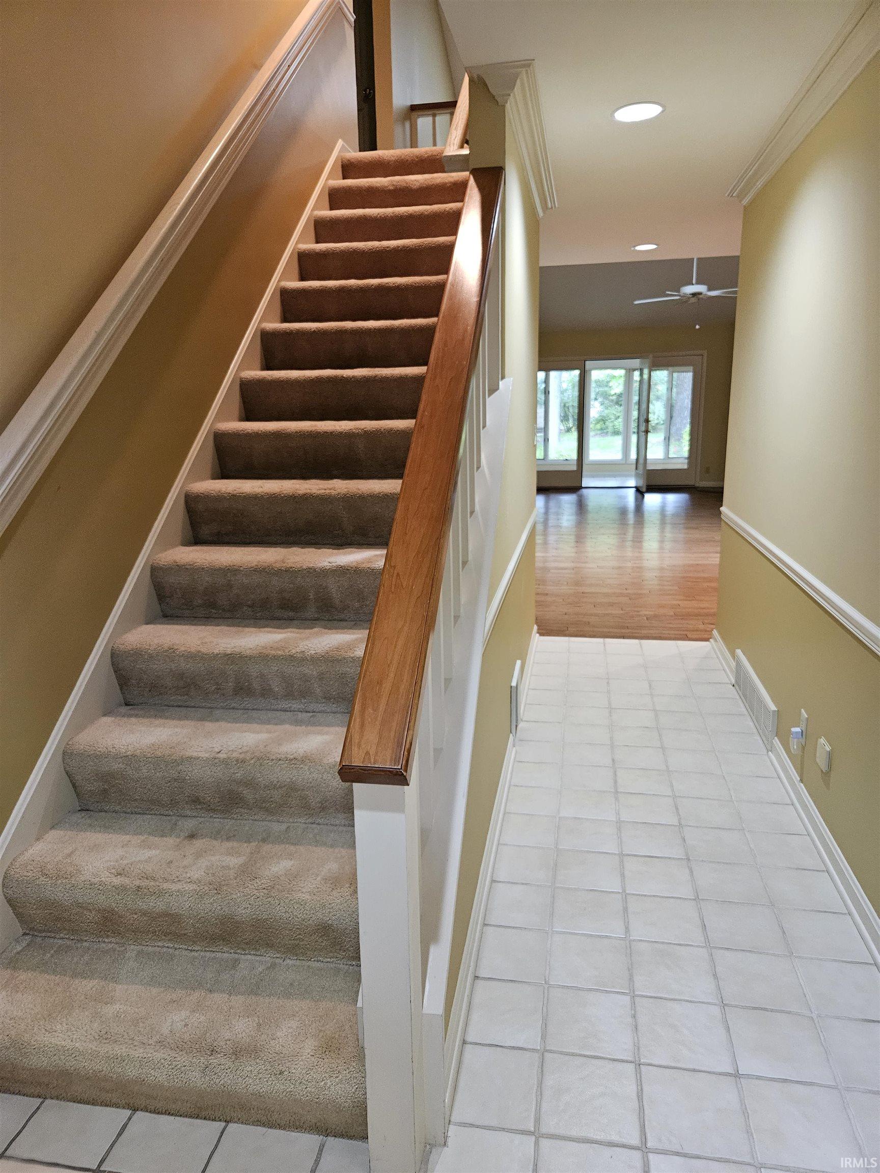 1327 Timberlake Road Evansville, IN 47710 - Photo 4 of 36 Gallery Image 4