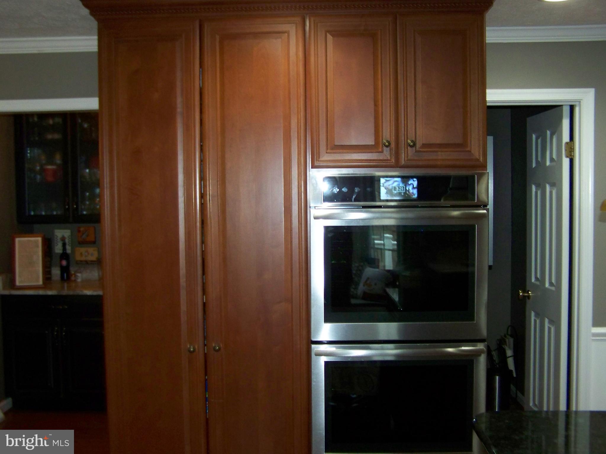 2416 Engle Road Fallston, MD 21047 - Photo 27 of 82 Pantry/ double convection oven