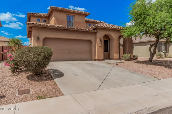 $2,300 | 7352 West Valencia Drive, Laveen, AZ 85339