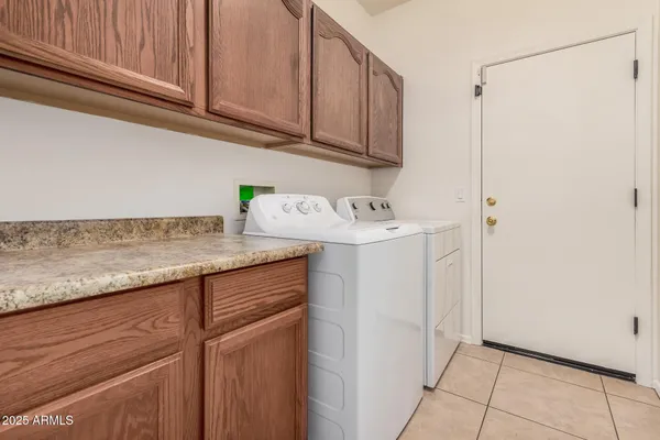 $2,300 | 7352 West Valencia Drive, Laveen, AZ 85339