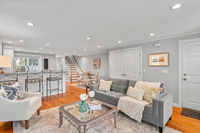 $999,900 | 27 Warren Street, Unit 1, Newburyport, MA 01950