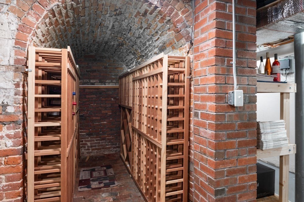 27 Warren Street, Unit 1 Newburyport, MA 01950 - Photo 32 of 32 a view of a city with tall buildings